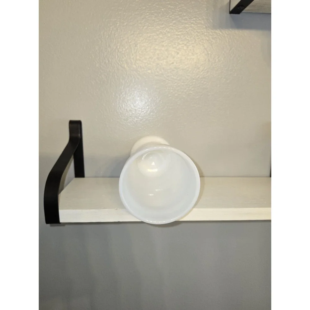 Anchor Hocking Harvest Grape Pattern‎ Milk Glass Goblet